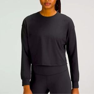 NWOT Lululemon Abrasion-Resistant Training, Long-sleeve Black crop shirt - Sz 12